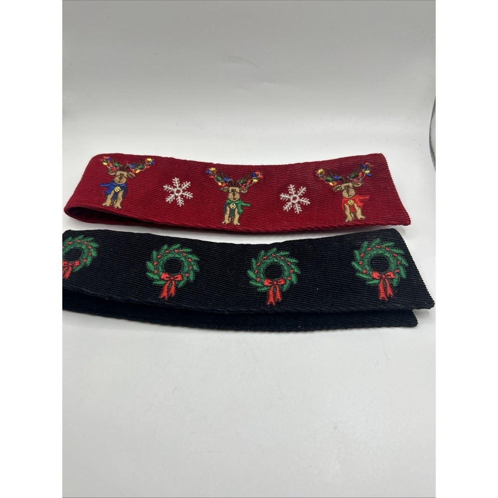 RARE* Vintage Embroidered Christmas Button On Over Collar For Shirts  Lot Of 2